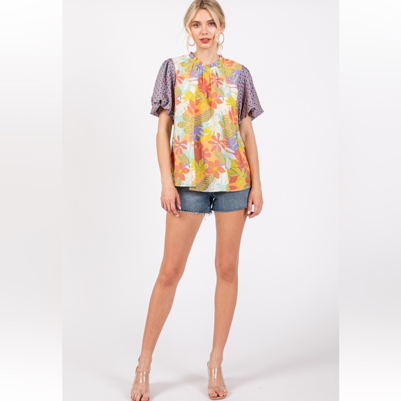 Contrast Floral Print Woven Blouse Top - Picture 6 of 6